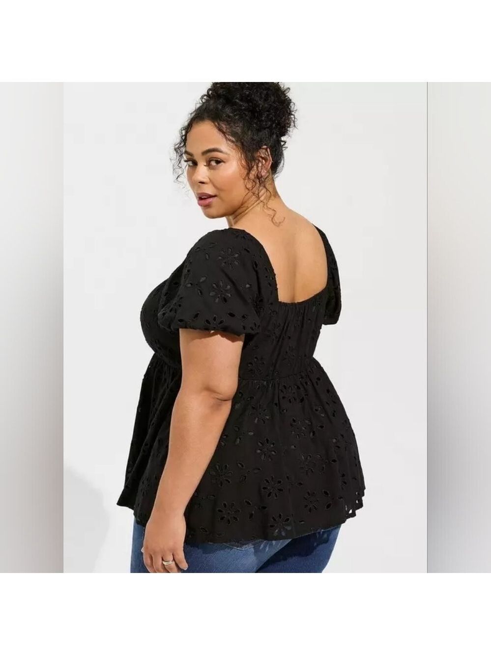 NWT TORRID Babydoll Eyelet Challis Black Short Sleeve Blouse Size 1X 14-16 - Picture 13 of 16